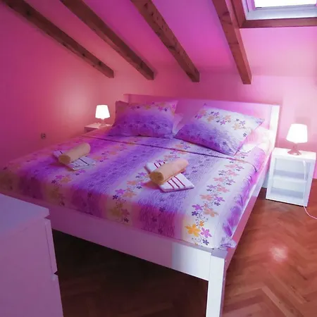 Apartment 4353b